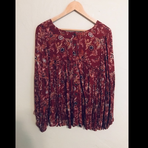 Altar’d State Brick Red Paisley Boho Peasant Top. - Picture 3 of 7